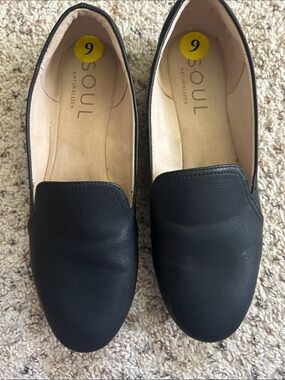 Naturalizer Black Slip-On Leather Flats